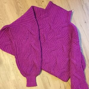 Free People Raspberry oversized crop sweater